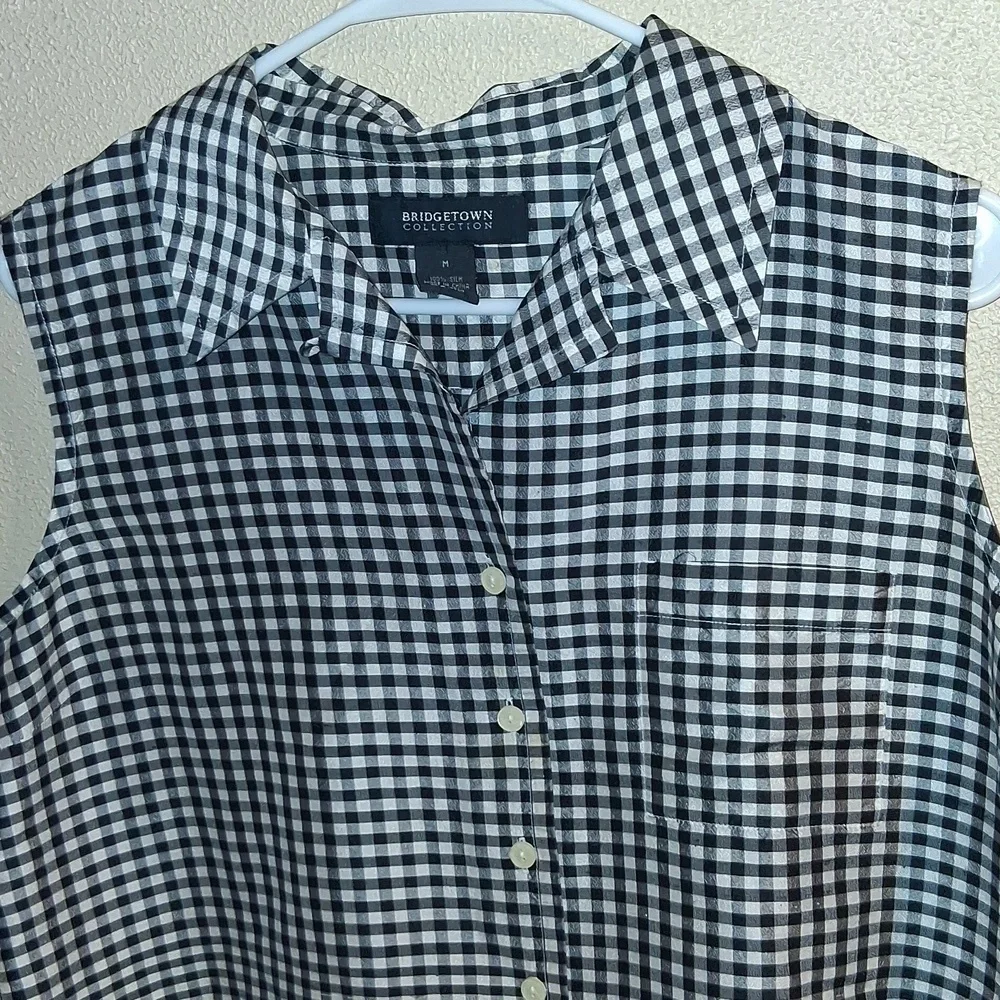 Vintage Black and White Gingham Sleeveless Button Down Cropped 100% Silk Top M - Picture 2 of 5